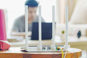 オフィスで使われる無線LANルーターのアイキャッチ画像